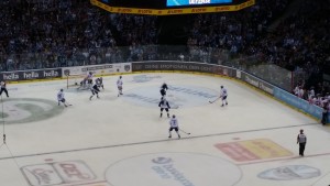 Die Eisbären im Powerplay. (Foto: eisbaerlin.de/Walker)