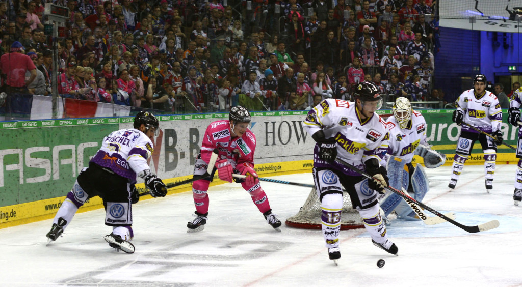 Foto: black corner 2007